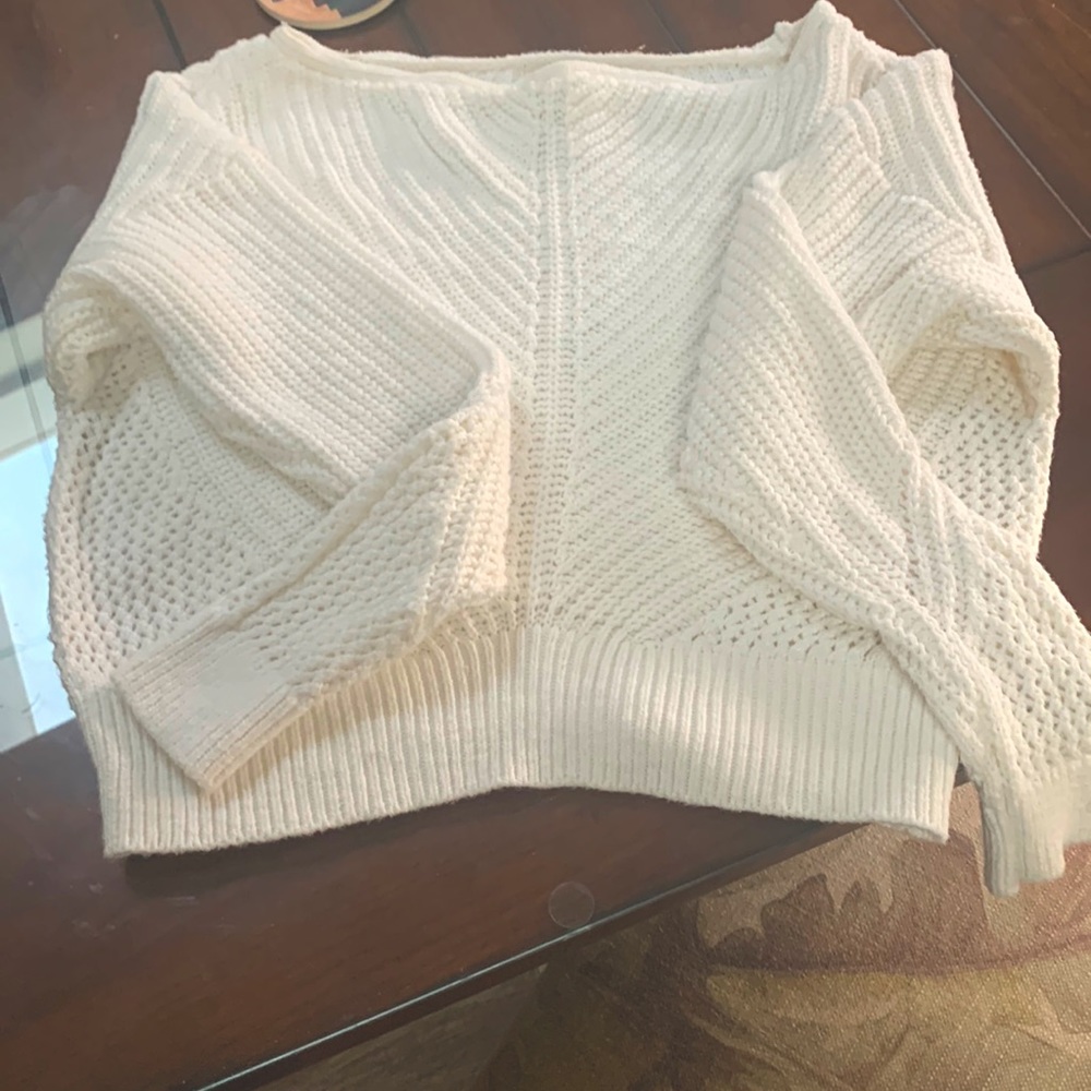 Abercrombie cropped sweater